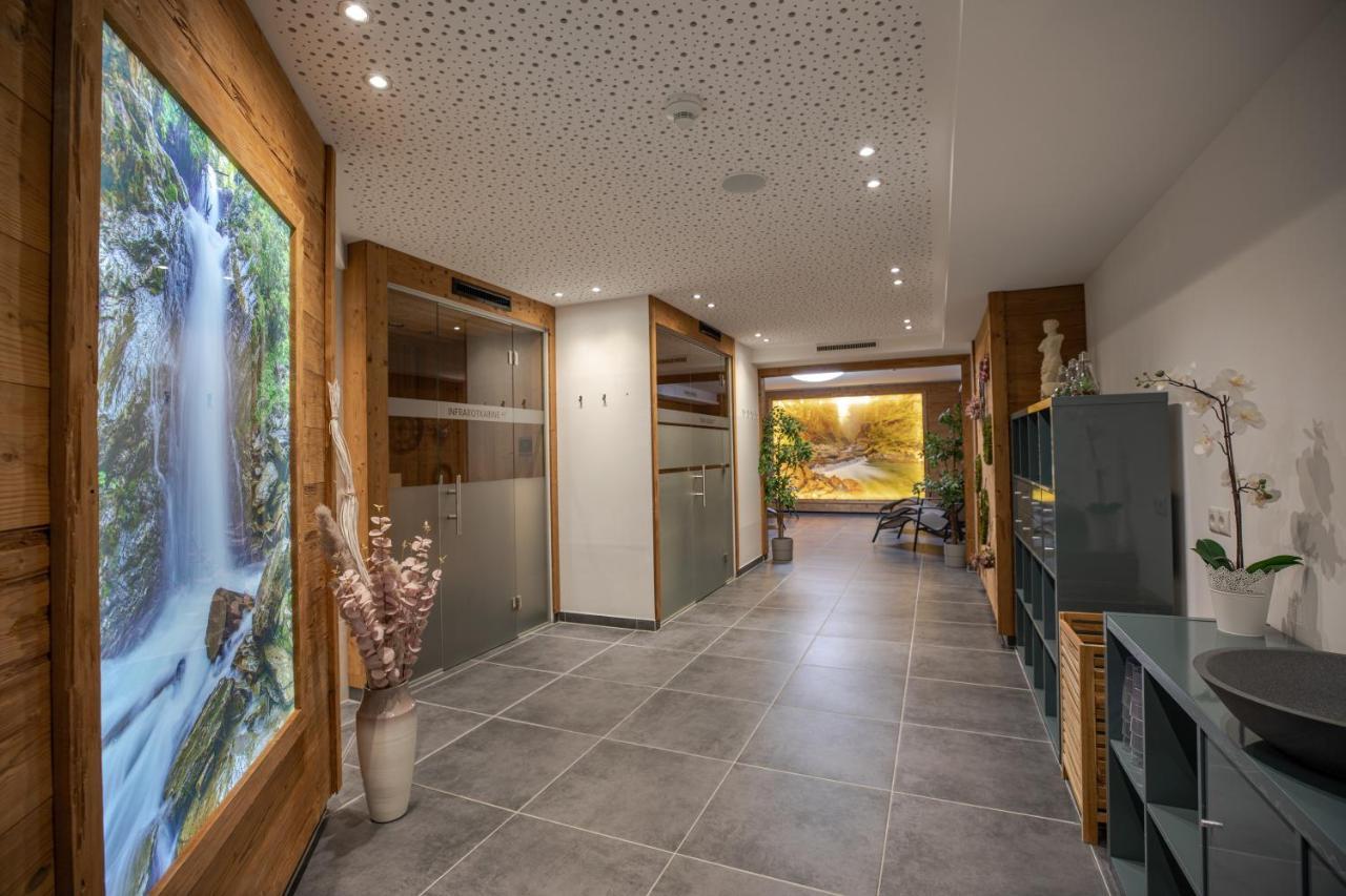 Haus Sattelblick Hotell Sankt Anton am Arlberg Exteriör bild