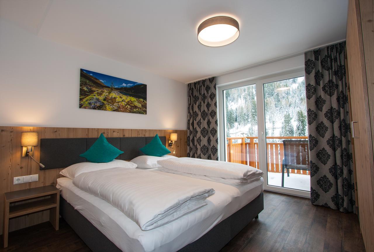 Haus Sattelblick Hotell Sankt Anton am Arlberg Exteriör bild