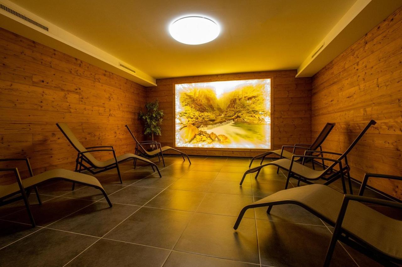 Haus Sattelblick Hotell Sankt Anton am Arlberg Exteriör bild